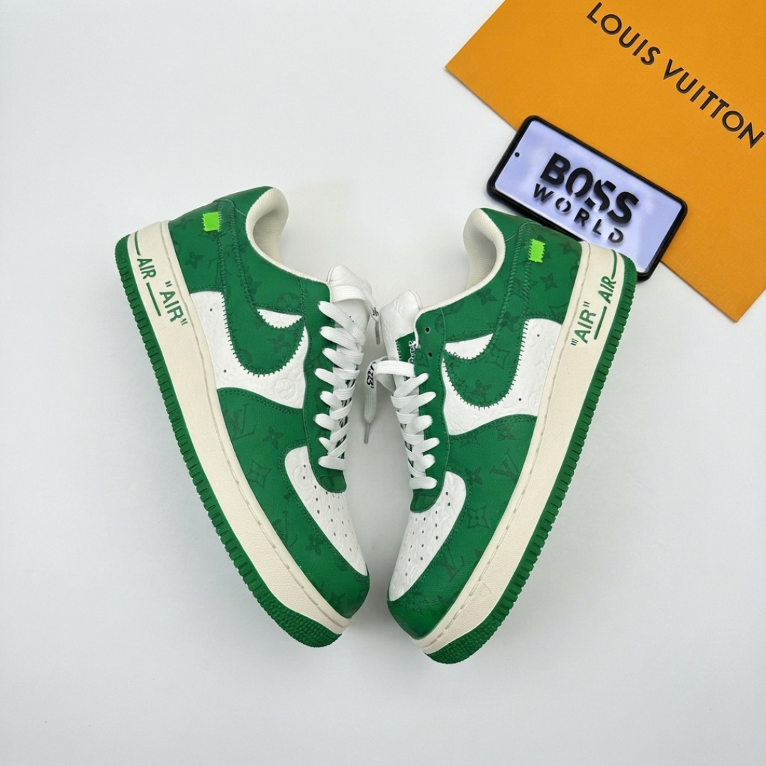 Iconic Kicks