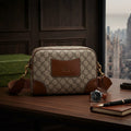 Gucci Gents Clutch Zipper Pouch - Versatile with Detachable Strap